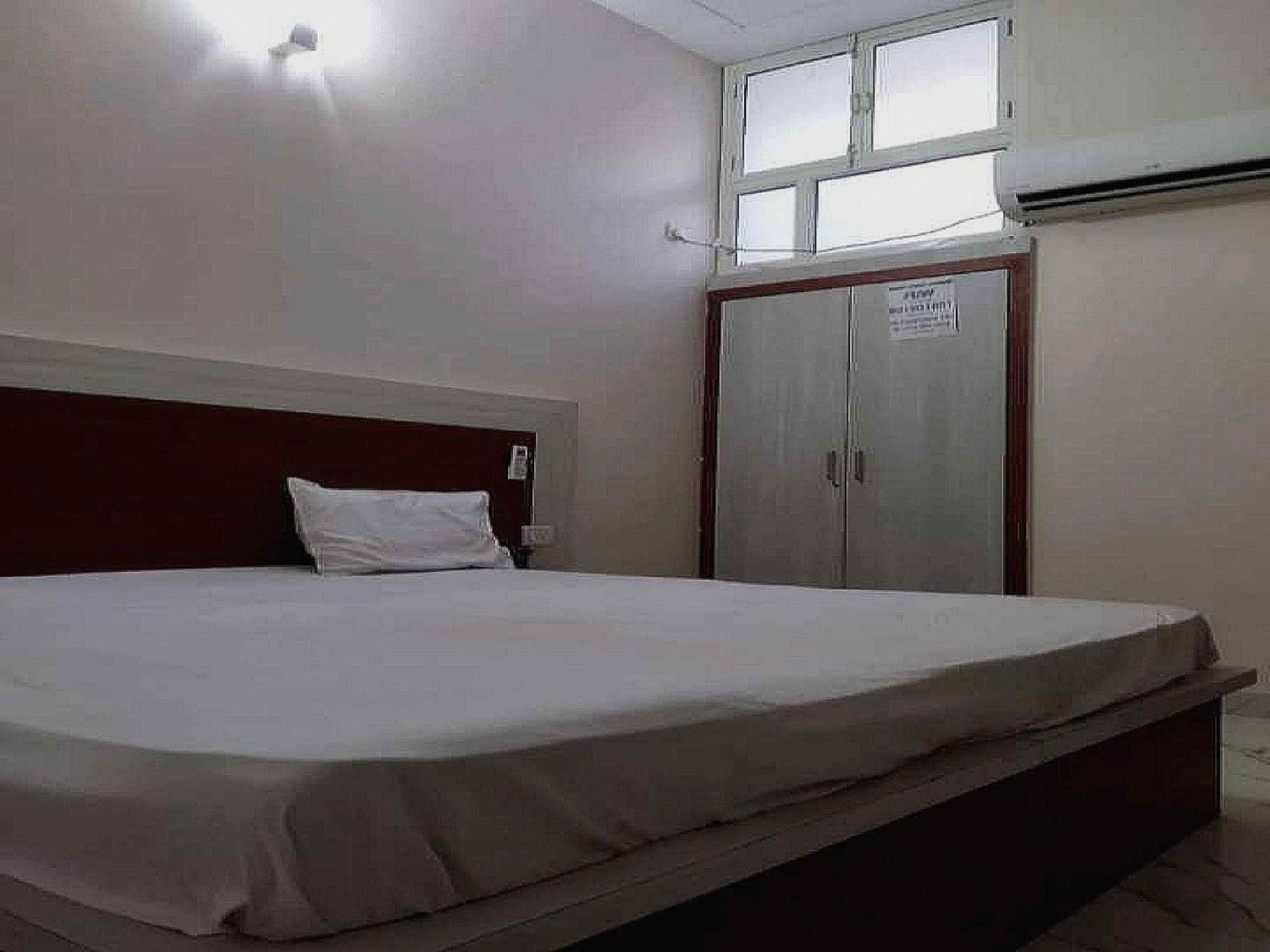 Hotel O G Hotel Happy Home Aligarh Kültér fotó